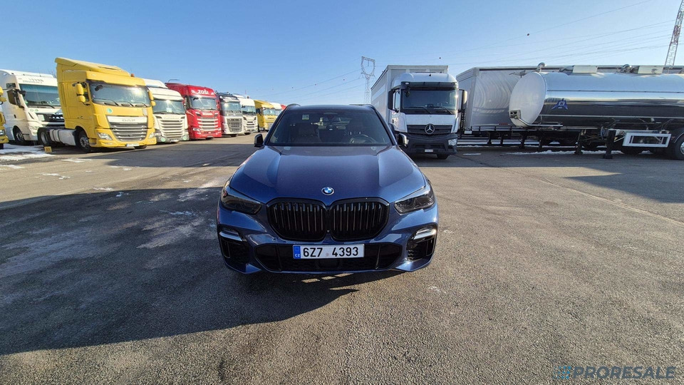 BMW X5 M50D 3,0 294 kW - SUV: Foto 2 BMW X5 M50D 3,0 294 kW - SUV: Foto 2