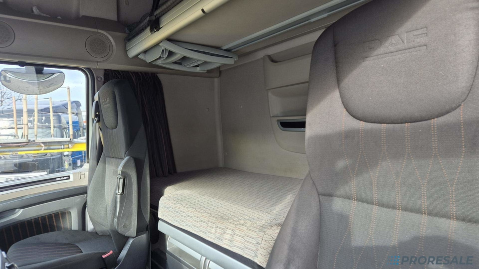 DAF XF 450 FT LOW DECK SSC EURO 6 - Cap tractor: Foto 5 DAF XF 450 FT LOW DECK SSC EURO 6 - Cap tractor: Foto 5