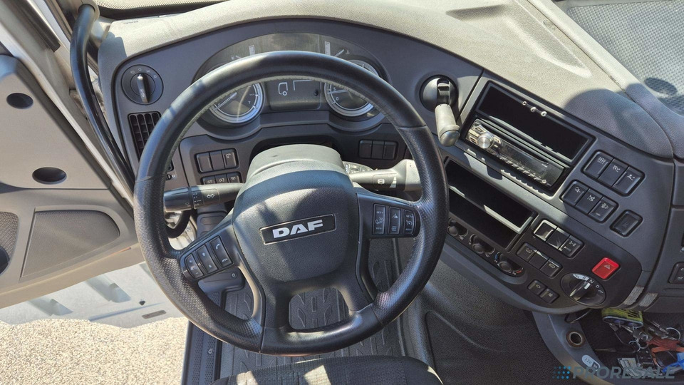 DAF XF 460 FT SSC EURO 6 - Cap tractor: Foto 4 DAF XF 460 FT SSC EURO 6 - Cap tractor: Foto 4