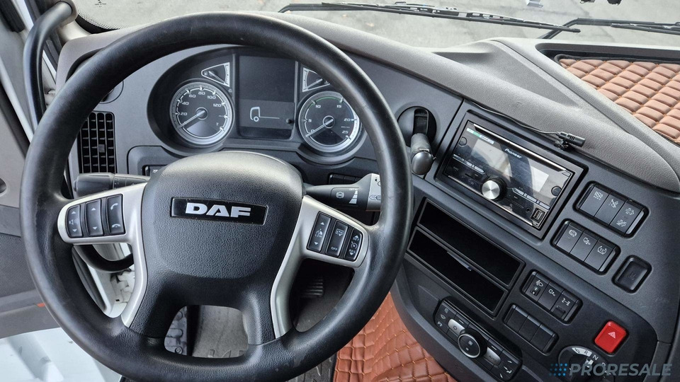 DAF XF 480 FT LOW DECK SSC EURO 6 - Cap tractor: Foto 4 DAF XF 480 FT LOW DECK SSC EURO 6 - Cap tractor: Foto 4