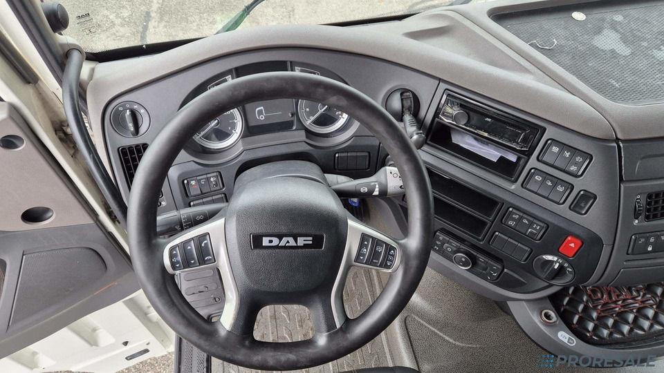 DAF XF 480 FT LOW DECK SSC EURO 6 - Cap tractor: Foto 4 DAF XF 480 FT LOW DECK SSC EURO 6 - Cap tractor: Foto 4