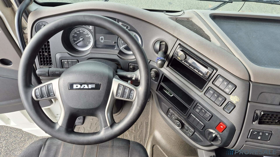 DAF XF 480 FT LOW DECK SSC EURO 6 - Cap tractor: Foto 4 DAF XF 480 FT LOW DECK SSC EURO 6 - Cap tractor: Foto 4