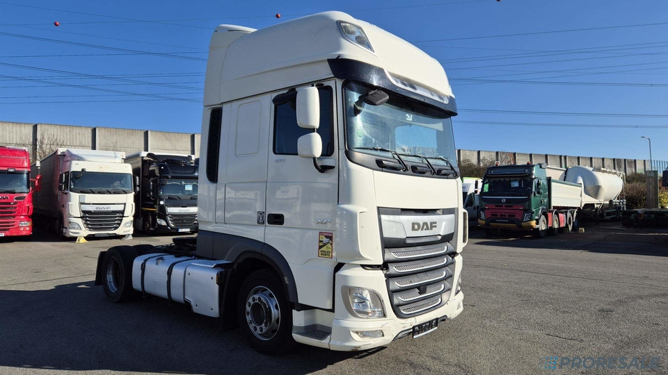 DAF XF 480 FT LOW DECK SSC EURO 6 - Cap tractor: Foto 1 DAF XF 480 FT LOW DECK SSC EURO 6 - Cap tractor: Foto 1