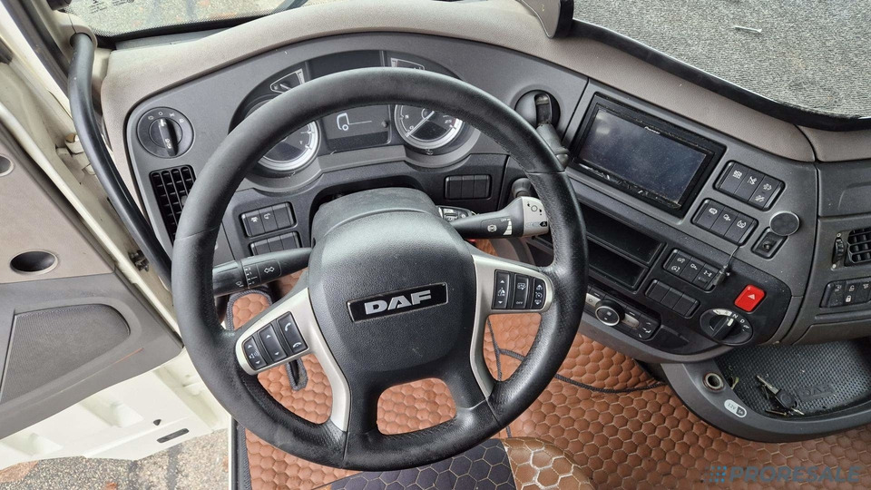 DAF XF 480 FT LOW DECK SSC EURO 6 - Cap tractor: Foto 4 DAF XF 480 FT LOW DECK SSC EURO 6 - Cap tractor: Foto 4