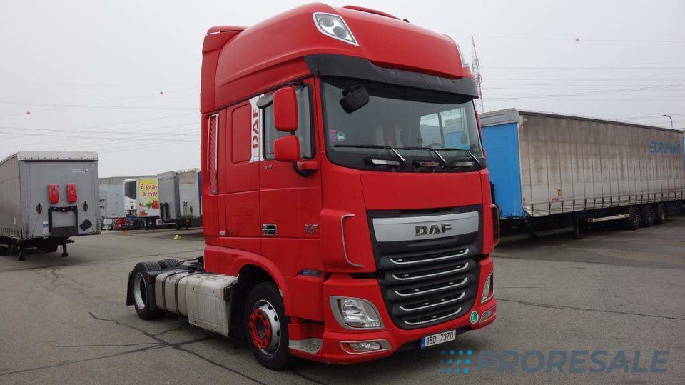 DAF XF 510 FT LOW DECK SSC EURO 6 - Cap tractor: Foto 1 DAF XF 510 FT LOW DECK SSC EURO 6 - Cap tractor: Foto 1