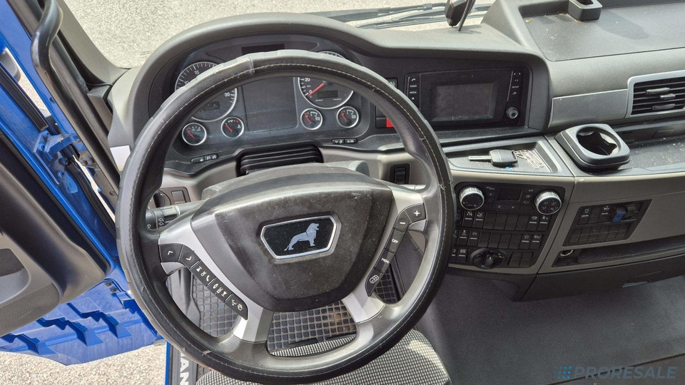 MAN TGX 18.500 XXL LOW DECK EURO 6 - Cap tractor: Foto 4 MAN TGX 18.500 XXL LOW DECK EURO 6 - Cap tractor: Foto 4