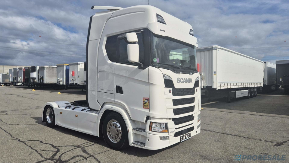 SCANIA S500 N323 NGS TOP LINE LOW DECK EURO 6 - Cap tractor: Foto 1 SCANIA S500 N323 NGS TOP LINE LOW DECK EURO 6 - Cap tractor: Foto 1