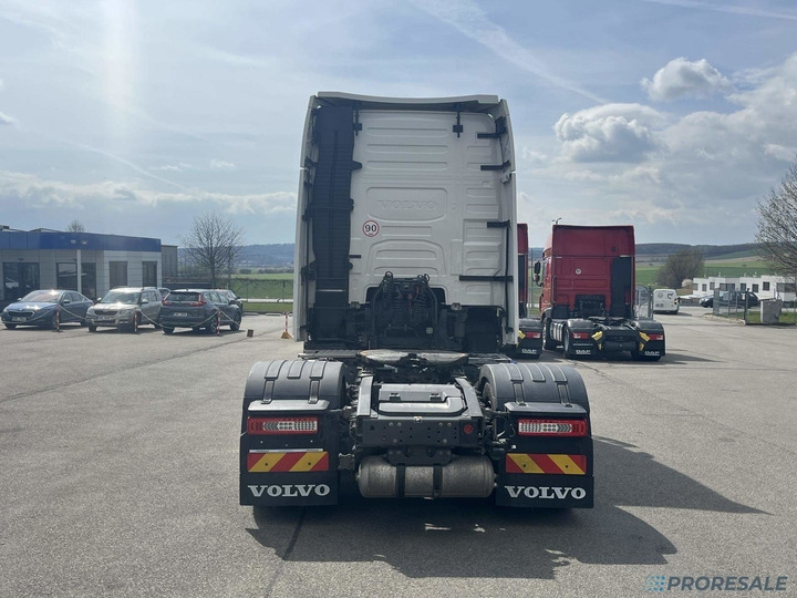 VOLVO FH 500 XL GLOBE EURO 6 - Cap tractor: Foto 5 VOLVO FH 500 XL GLOBE EURO 6 - Cap tractor: Foto 5