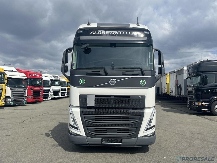 VOLVO FH 500 XL GLOBE EURO 6 - Cap tractor: Foto 2 VOLVO FH 500 XL GLOBE EURO 6 - Cap tractor: Foto 2