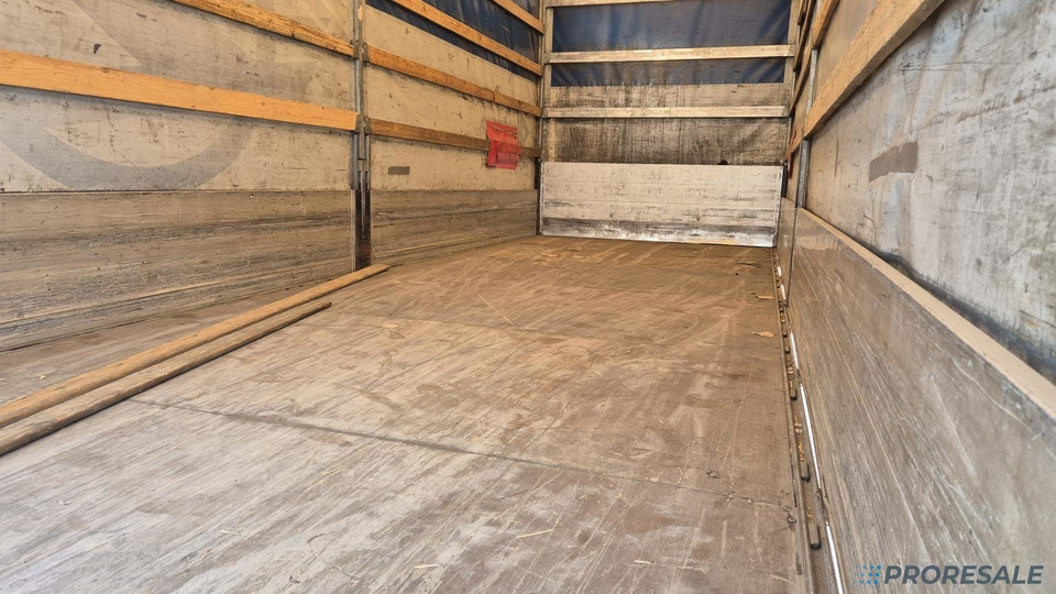 DAF LF 260 FA EURO 6 valník s plachtou + hydraulické čelo - prodejné jen s přívěsem GTS P0471Z - cena je za celou soupravu - Camion cu prelată: Foto 5 DAF LF 260 FA EURO 6 valník s plachtou + hydraulické čelo - prodejné jen s přívěsem GTS P0471Z - cena je za celou soupravu - Camion cu prelată: Foto 5