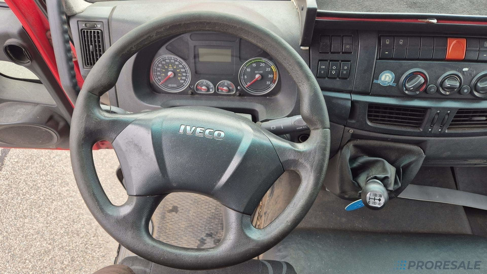 IVECO EUROCARGO ML 140E28 EURO 5 - valník s plachtou + hydraulické čelo 1,5 t - Camion cu prelată: Foto 5 IVECO EUROCARGO ML 140E28 EURO 5 - valník s plachtou + hydraulické čelo 1,5 t - Camion cu prelată: Foto 5