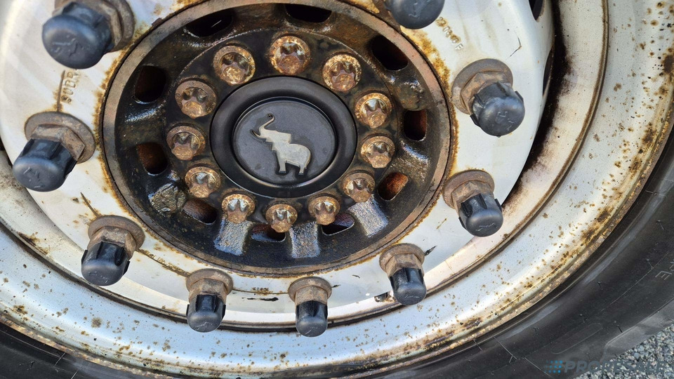 SCHMITZ CARGOBULL SCS 24/L - 13.62 - MULDA na přepravu svitků - Semiremorcă prelată: Foto 5 SCHMITZ CARGOBULL SCS 24/L - 13.62 - MULDA na přepravu svitků - Semiremorcă prelată: Foto 5