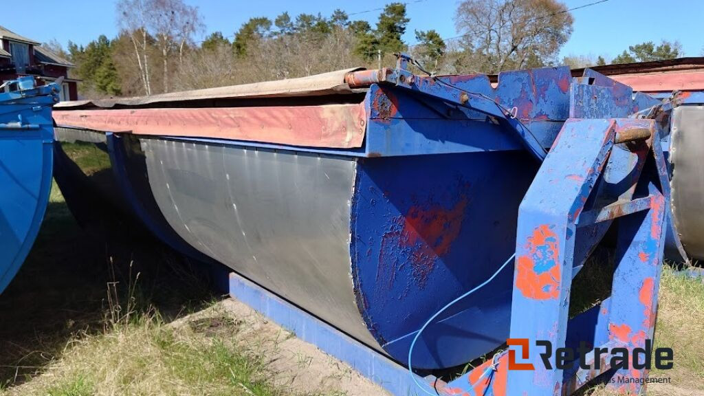 2 st Asfaltsflak säljes i par - Container abroll: Foto 1 2 st Asfaltsflak säljes i par - Container abroll: Foto 1