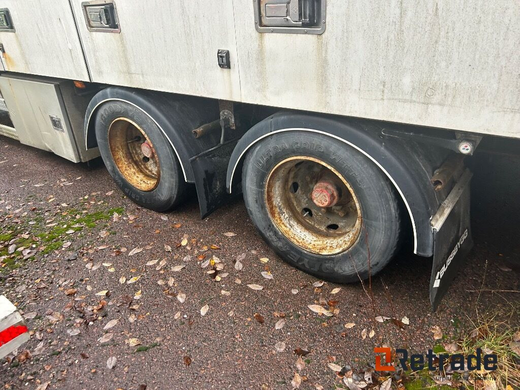 2004 SKAPHENGER TRAILER-BYGG 2003 - Remorcă furgon: Foto 5 2004 SKAPHENGER TRAILER-BYGG 2003 - Remorcă furgon: Foto 5