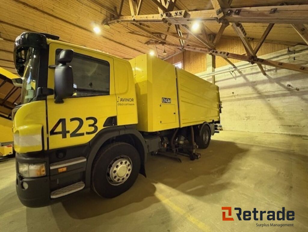 Glykol suger - Scania P310 med Bucher STKF 9500 på bygg! - Autogunoiere: Foto 3 Glykol suger - Scania P310 med Bucher STKF 9500 på bygg! - Autogunoiere: Foto 3