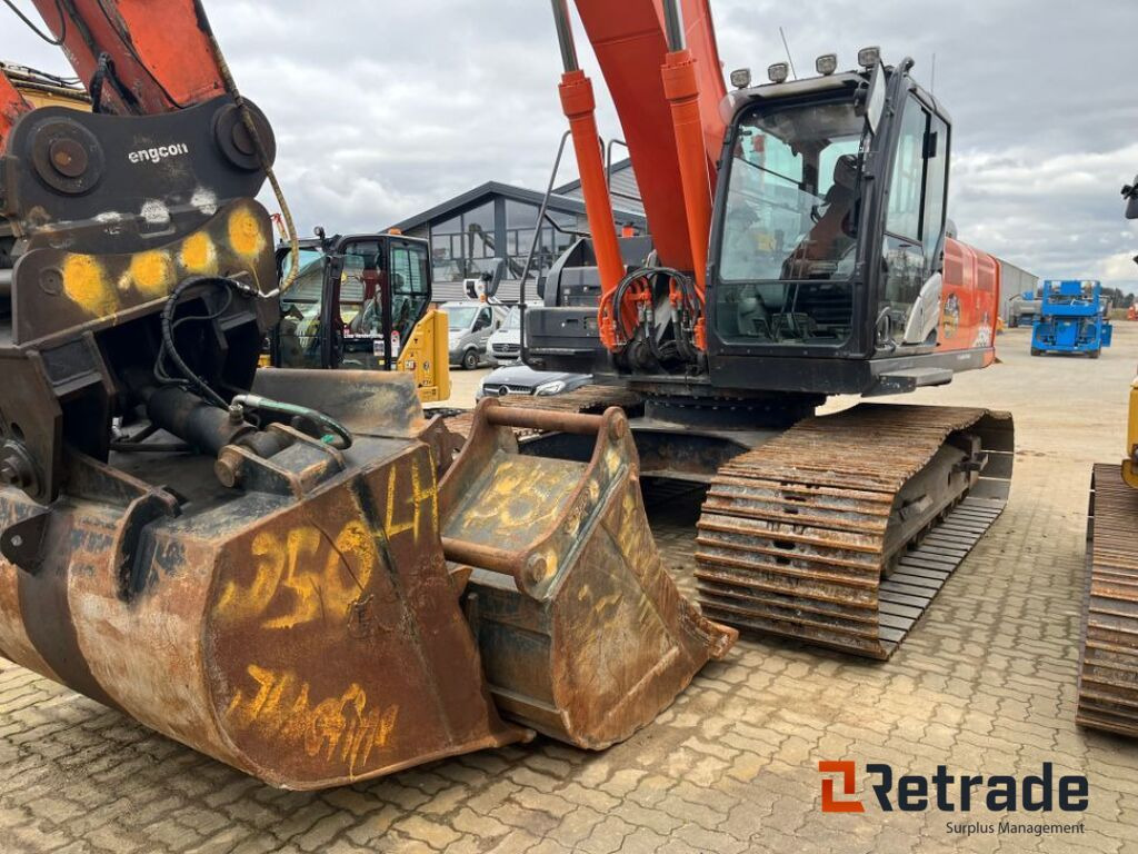 HITACHI ZAXIS 350 LC Gravemaskine / HITACHI ZAXIS 350 LC Excavator / - Excavator pe şenile: Foto 1 HITACHI ZAXIS 350 LC Gravemaskine / HITACHI ZAXIS 350 LC Excavator / - Excavator pe şenile: Foto 1