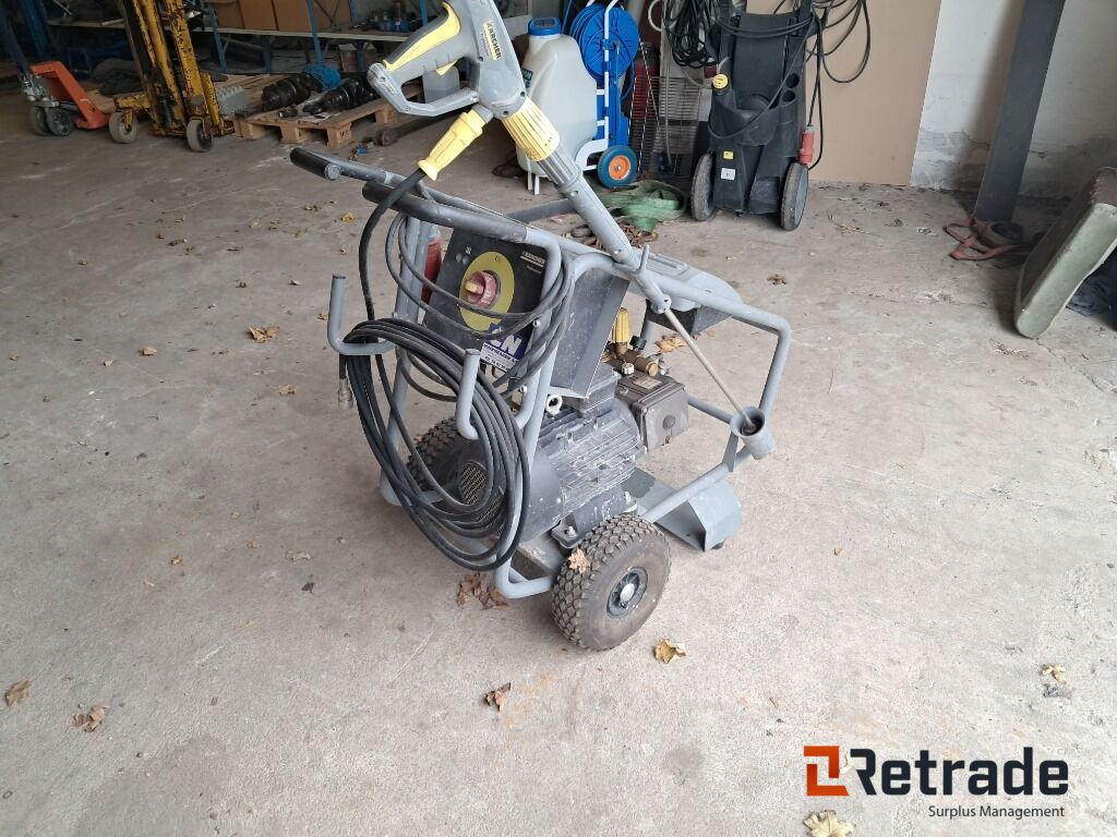 Højtrykrenser Kärcher Professional HD 20/15-4 - Aparat de spălat cu presiune: Foto 3 Højtrykrenser Kärcher Professional HD 20/15-4 - Aparat de spălat cu presiune: Foto 3