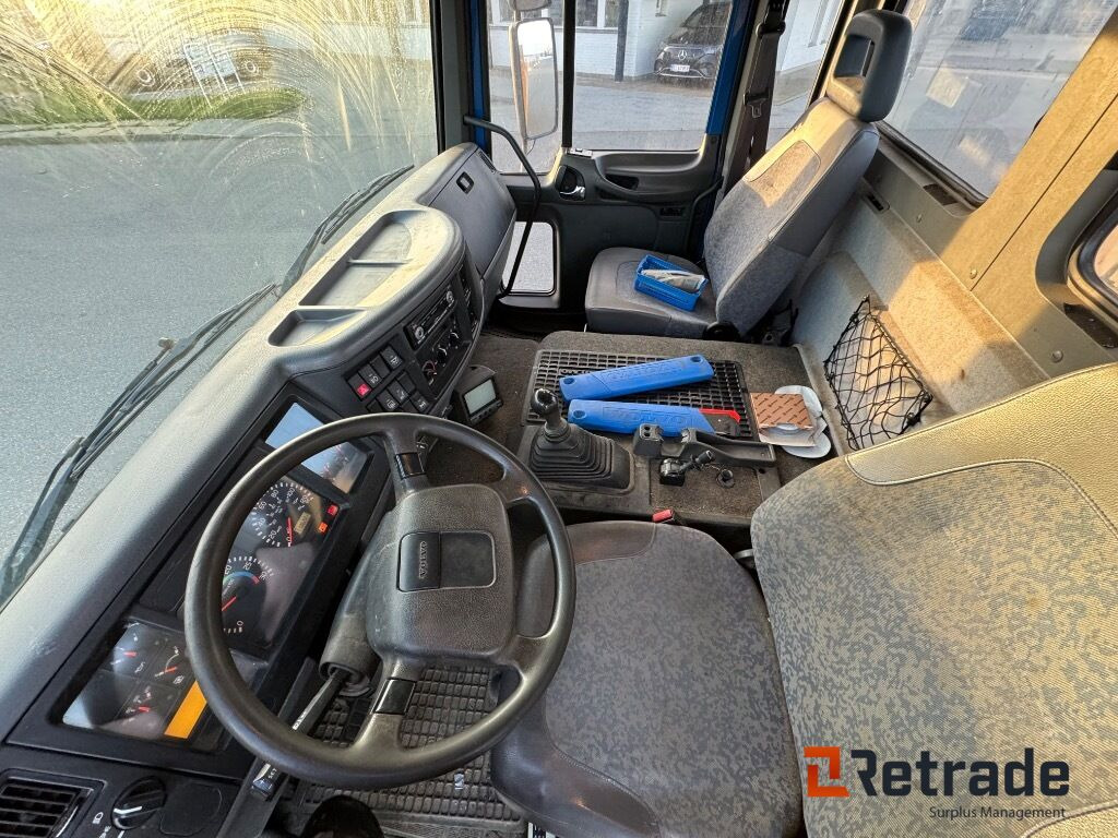Kranbil VOLVO FL 612 - Camion platformă, Camion cu macara: Foto 5 Kranbil VOLVO FL 612 - Camion platformă, Camion cu macara: Foto 5