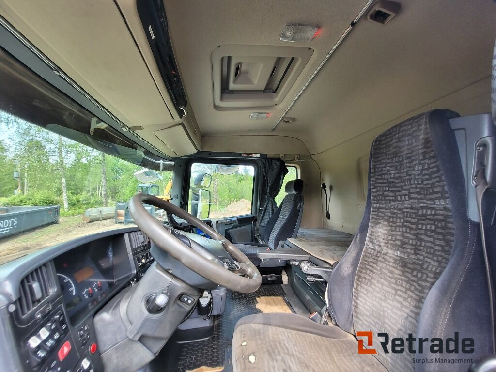 Lastväxlare tridem SCANIA R480 - Camion cu cârlig, Camion cu macara: Foto 5 Lastväxlare tridem SCANIA R480 - Camion cu cârlig, Camion cu macara: Foto 5