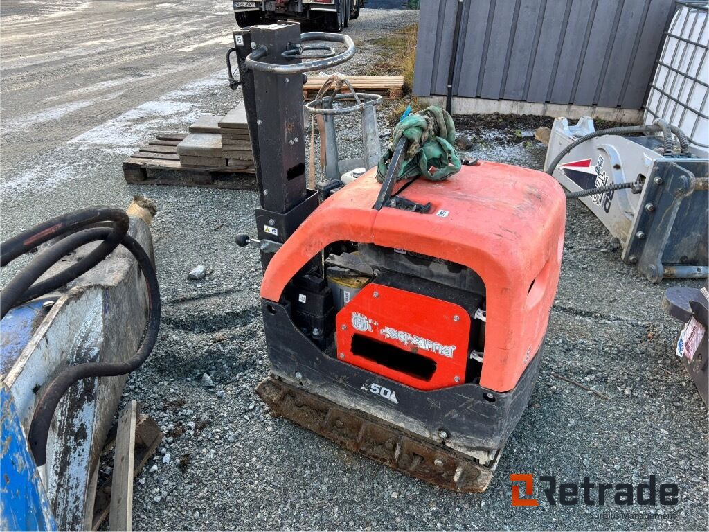 Markvibrator Husqvarna LG 504 - Echipamente de constructii: Foto 2 Markvibrator Husqvarna LG 504 - Echipamente de constructii: Foto 2