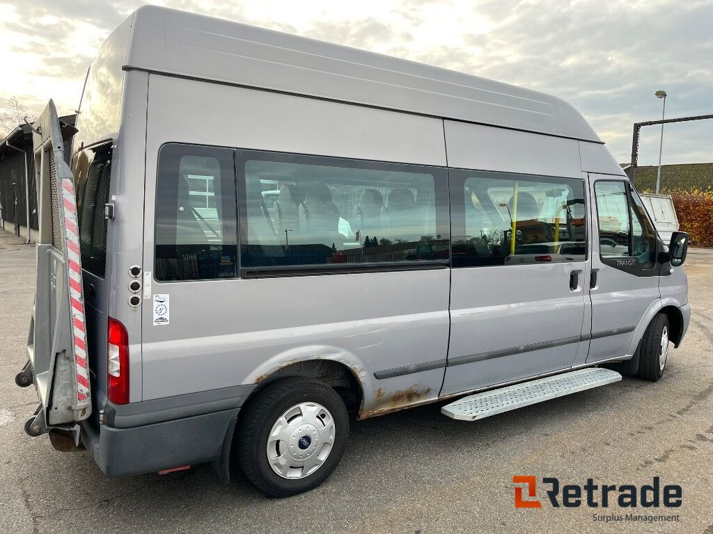 Minibus med lift FORD TRANSIT KOMBI 300L F 2,2 TDCI - Microbuz, Transport persoane: Foto 3 Minibus med lift FORD TRANSIT KOMBI 300L F 2,2 TDCI - Microbuz, Transport persoane: Foto 3