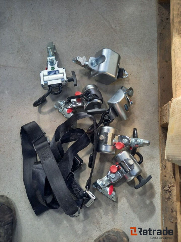 Selebeslag - Echipament pentru depozit: Foto 1 Selebeslag - Echipament pentru depozit: Foto 1