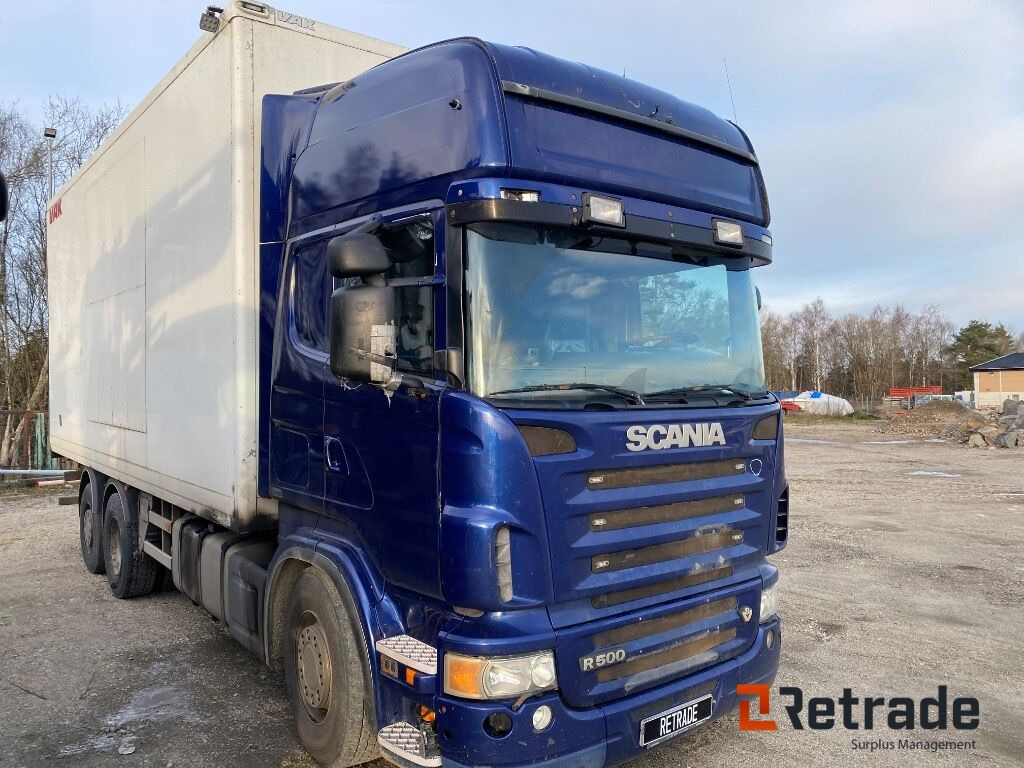 Skåpbil Scania R500LB6X2*4MNB Renoveringsobjekt - Camion furgon: Foto 2 Skåpbil Scania R500LB6X2*4MNB Renoveringsobjekt - Camion furgon: Foto 2