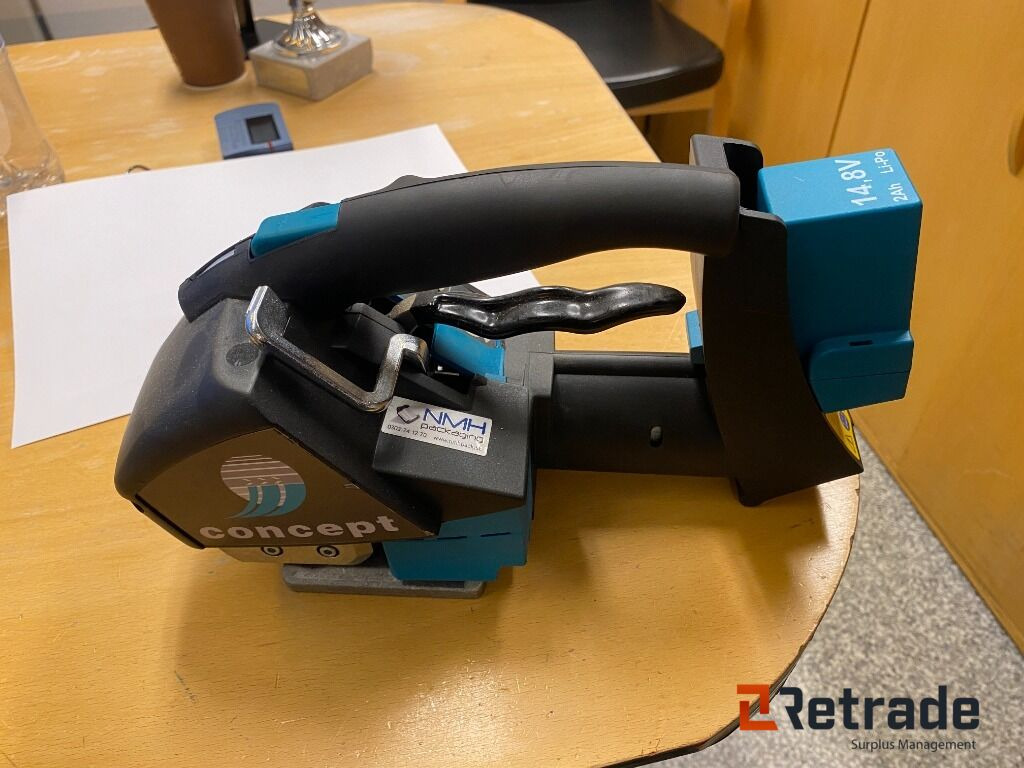 Stroppemaskin/ - verktøy med batteri. / Strapping machine/tool with battery. - Echipament pentru depozit: Foto 1 Stroppemaskin/ - verktøy med batteri. / Strapping machine/tool with battery. - Echipament pentru depozit: Foto 1