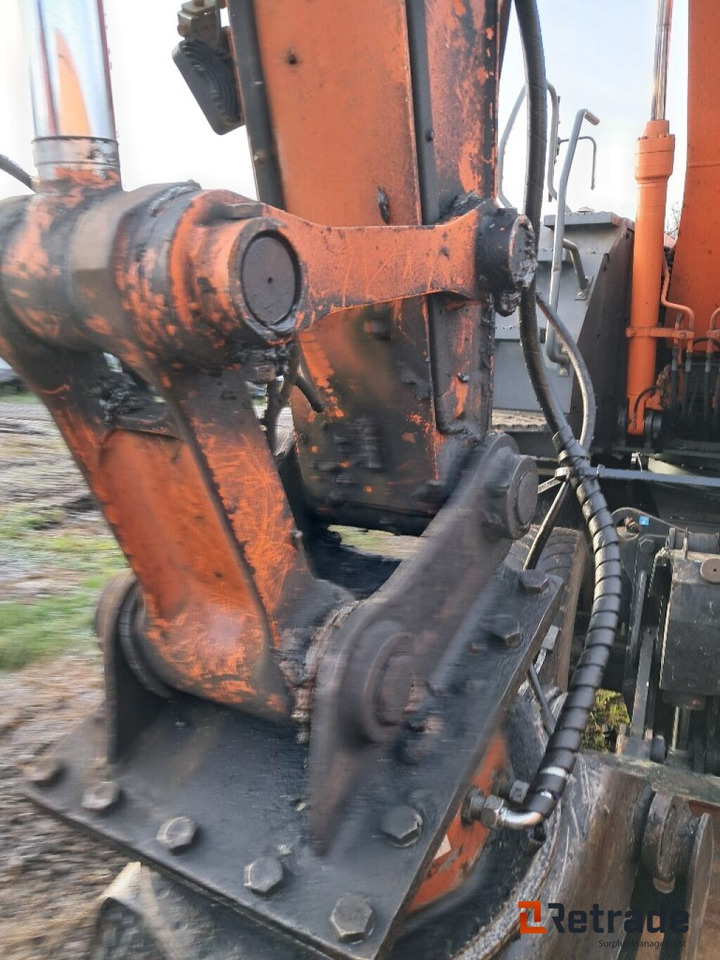 Utilaje constructii Gravemaskine Hitachi ZX 140W-3: Foto 10