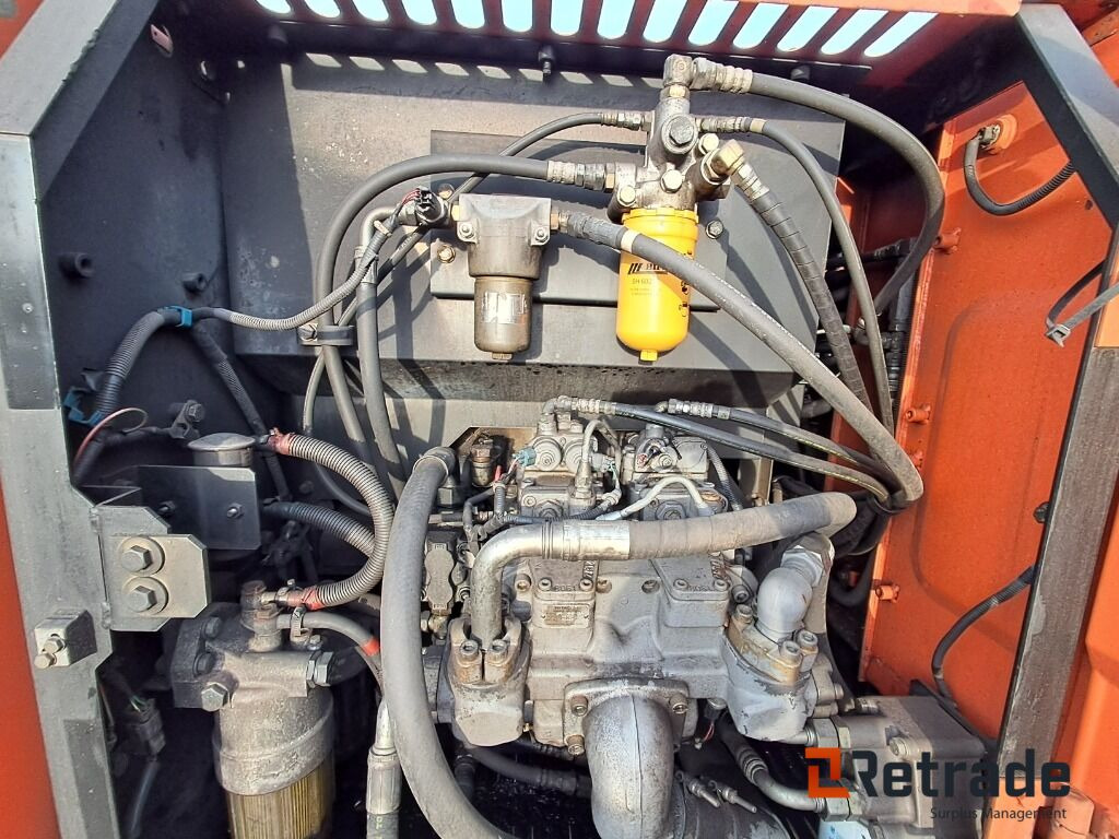 Utilaje constructii Gravemaskine Hitachi ZX 140W-3: Foto 38