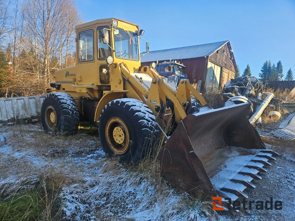 Hjullastare Fiat-Allis 645-B - Utilaje constructii: Foto 3 Hjullastare Fiat-Allis 645-B - Utilaje constructii: Foto 3