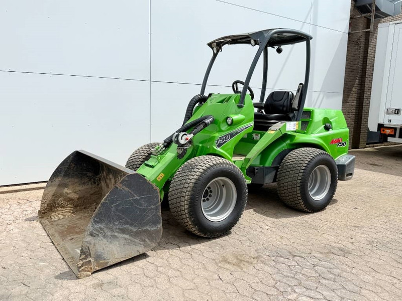 Avant M750 Opti Drive - Bucket + Jib + Forks - Încărcător pe roți telescopic: Foto 3 Avant M750 Opti Drive - Bucket + Jib + Forks - Încărcător pe roți telescopic: Foto 3