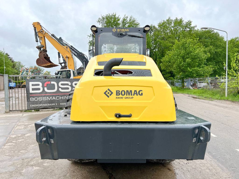 Bomag BW226-5CL - New / Unused - Cilindru compactor: Foto 4 Bomag BW226-5CL - New / Unused - Cilindru compactor: Foto 4