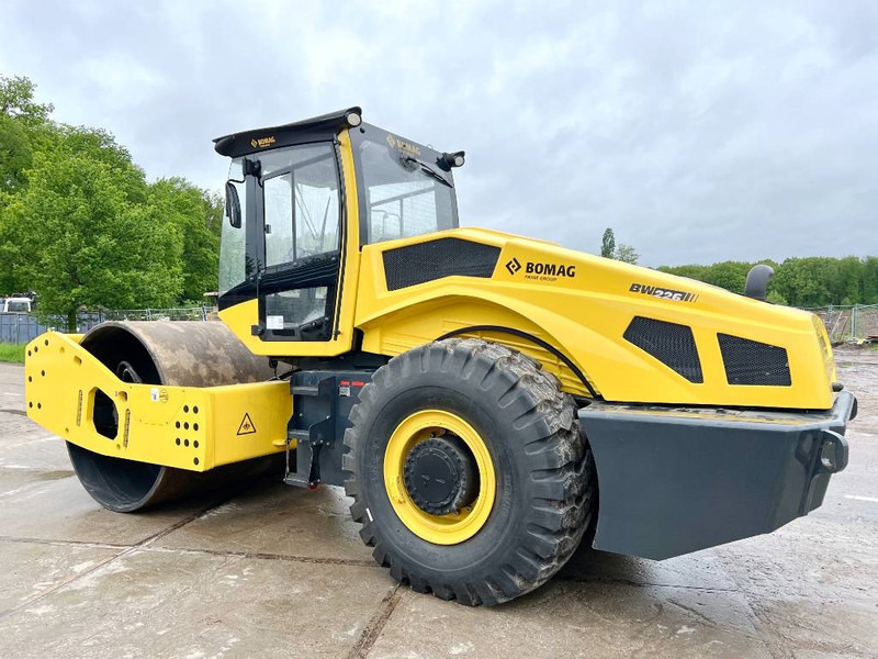 Bomag BW226-5CL - New / Unused - Cilindru compactor: Foto 3 Bomag BW226-5CL - New / Unused - Cilindru compactor: Foto 3