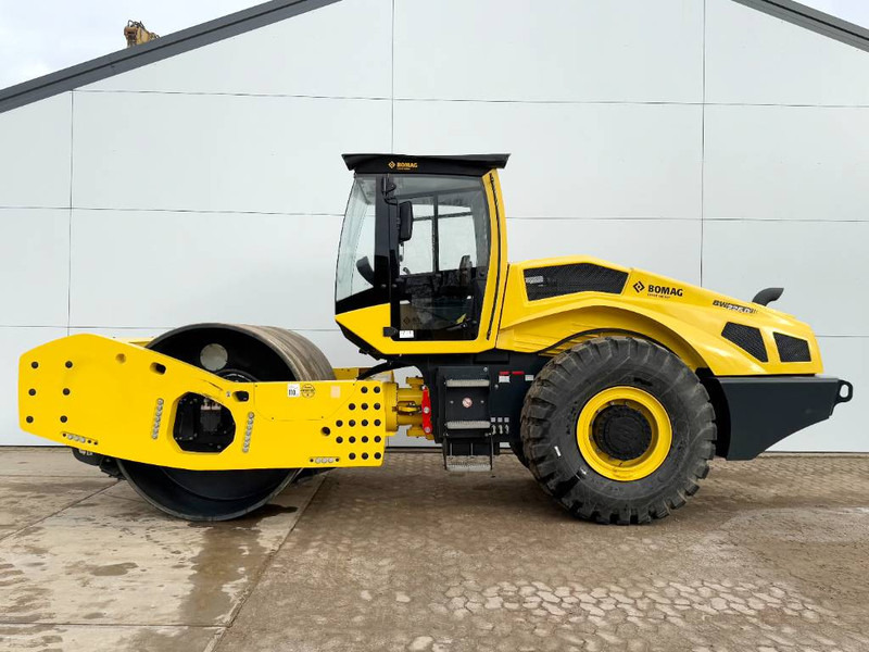 Bomag BW226D-5CL - NEW / Cummins engine - Cilindru compactor: Foto 1 Bomag BW226D-5CL - NEW / Cummins engine - Cilindru compactor: Foto 1