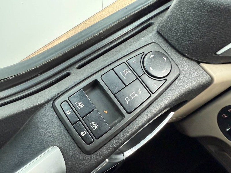 Cap tractor MAN TGX 18.460 XLX - Automatic Gearbox / Euro 6: Foto 16 Cap tractor MAN TGX 18.460 XLX - Automatic Gearbox / Euro 6: Foto 16