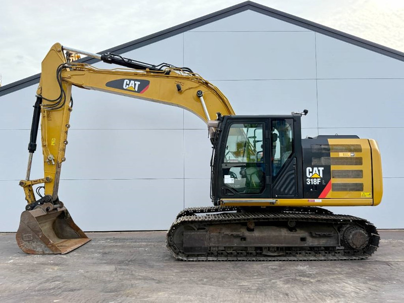 Cat 318FL - Hammer Lines / Quick Coupler / Camera - Excavator pe şenile: Foto 1 Cat 318FL - Hammer Lines / Quick Coupler / Camera - Excavator pe şenile: Foto 1