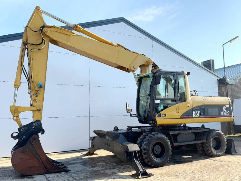 Cat M322C - German Machine / Triple Boom - Excavator pe roţi: Foto 2 Cat M322C - German Machine / Triple Boom - Excavator pe roţi: Foto 2