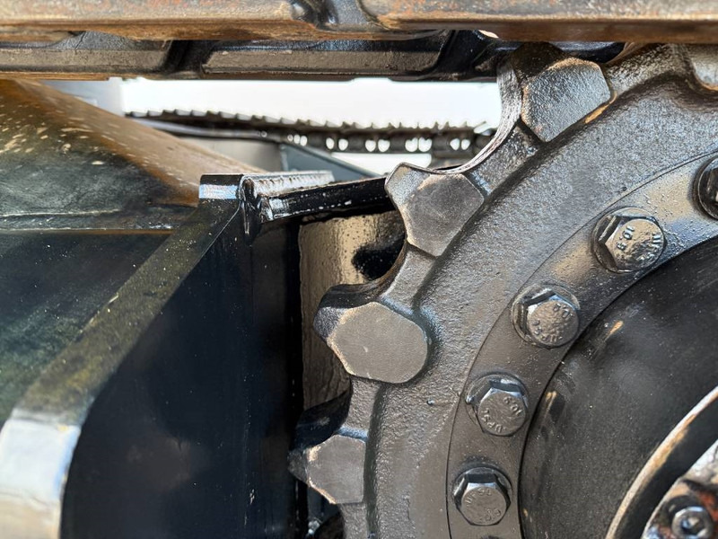 Excavator pe şenile nou JCB 205 *2025 Model* - New / Unused / Hammer Lines: Foto 18