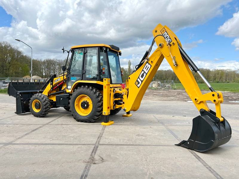 JCB 3DX / 3CX Plus 4WD - 4/1 Bucket / Hammer Lines - Buldoexcavator: Foto 2 JCB 3DX / 3CX Plus 4WD - 4/1 Bucket / Hammer Lines - Buldoexcavator: Foto 2