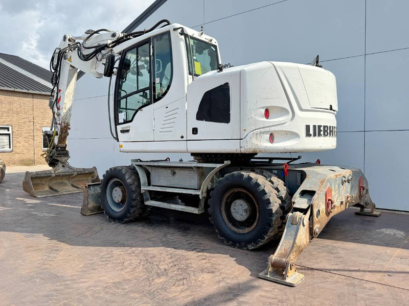 Liebherr A918 Compact - 4 Buckets / Triple Boom / Auto Lube - Excavator pe roţi: Foto 4 Liebherr A918 Compact - 4 Buckets / Triple Boom / Auto Lube - Excavator pe roţi: Foto 4