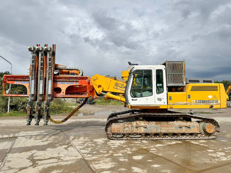 Liebherr R934 HDS + Wimmer Drill / 3 Tamrock HE122 - Excavator pe şenile: Foto 1 Liebherr R934 HDS + Wimmer Drill / 3 Tamrock HE122 - Excavator pe şenile: Foto 1