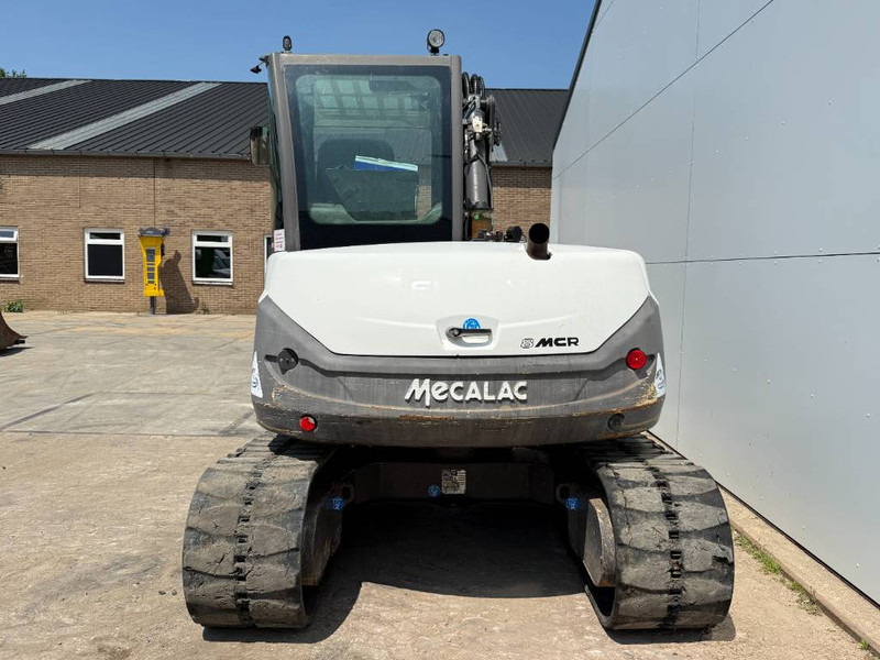 Mecalac 8MCR - 6 Attachments Included! Auto Greasing - Mini excavator: Foto 5 Mecalac 8MCR - 6 Attachments Included! Auto Greasing - Mini excavator: Foto 5