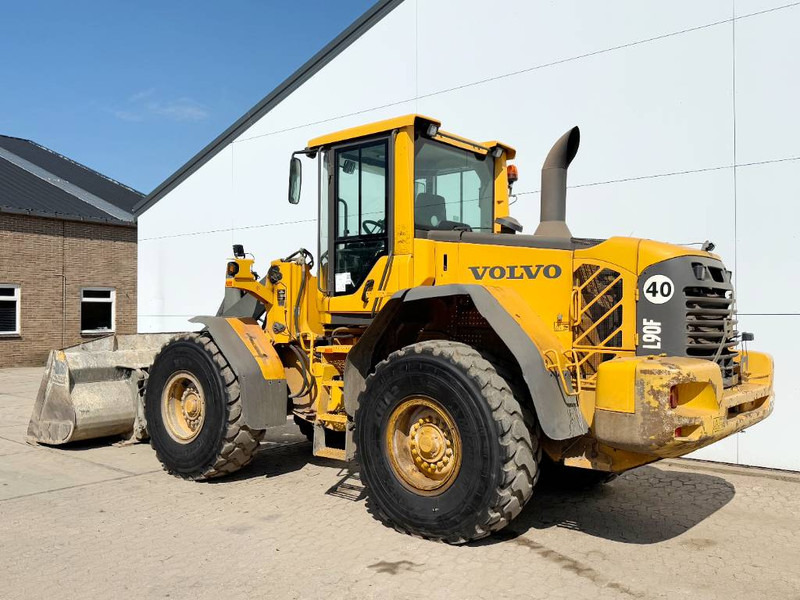 Volvo L90F - German Machine / 3rd Function / Auto Lube - Încărcător frontal pe pneuri: Foto 3 Volvo L90F - German Machine / 3rd Function / Auto Lube - Încărcător frontal pe pneuri: Foto 3