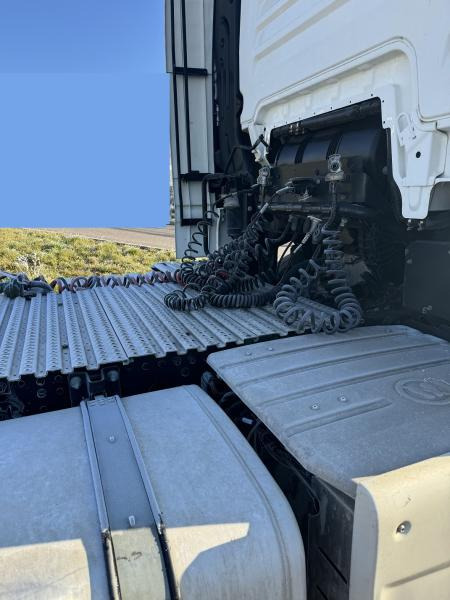 MAN TGX 33.640 - Cap tractor: Foto 5 MAN TGX 33.640 - Cap tractor: Foto 5