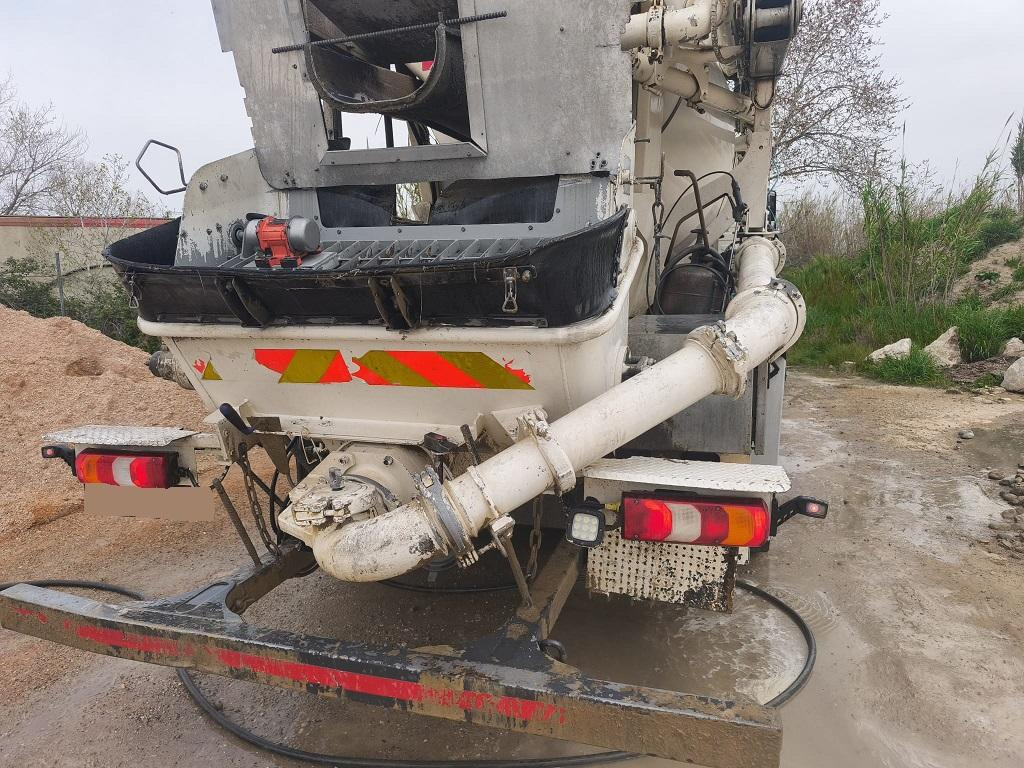 Mercedes Actros 3243 - Autobetonieră cu pompă: Foto 5 Mercedes Actros 3243 - Autobetonieră cu pompă: Foto 5