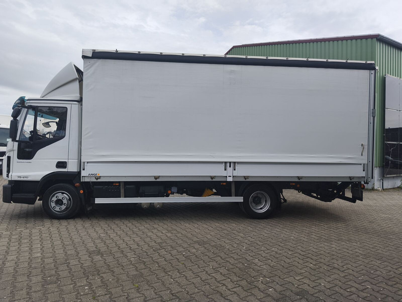 Iveco Eurocargo 75-210 - Camion cu prelată: Foto 5 Iveco Eurocargo 75-210 - Camion cu prelată: Foto 5