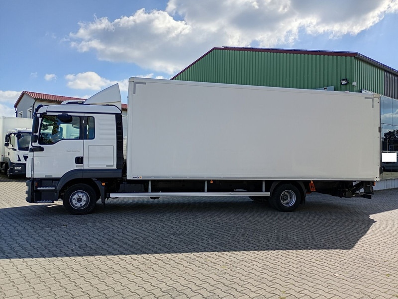 MAN 12.250 Koffer 4X2 Euro6 AHK (34) - Camion furgon: Foto 5 MAN 12.250 Koffer 4X2 Euro6 AHK (34) - Camion furgon: Foto 5