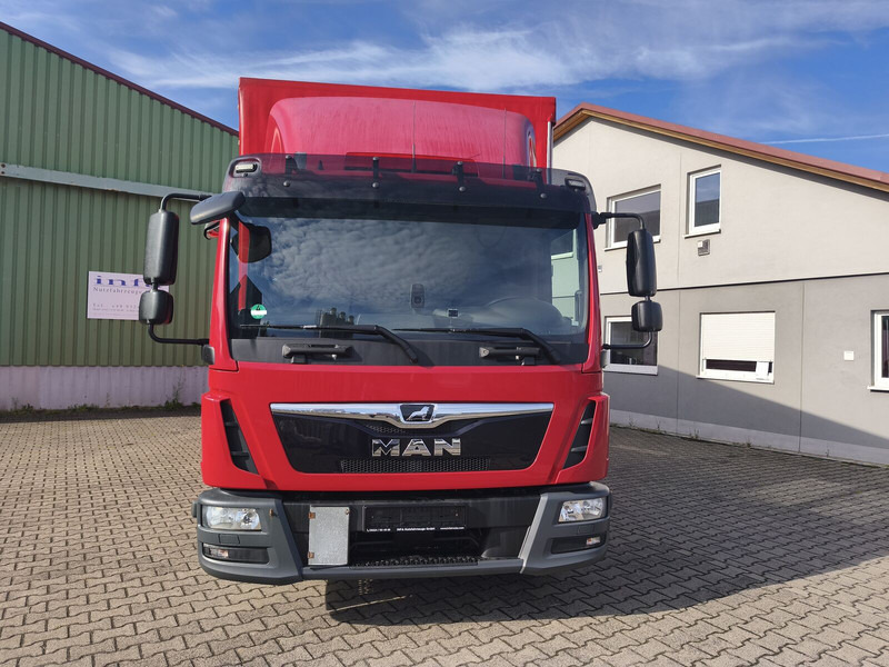 MAN TGL 12.220 - Camion cu prelată: Foto 3 MAN TGL 12.220 - Camion cu prelată: Foto 3