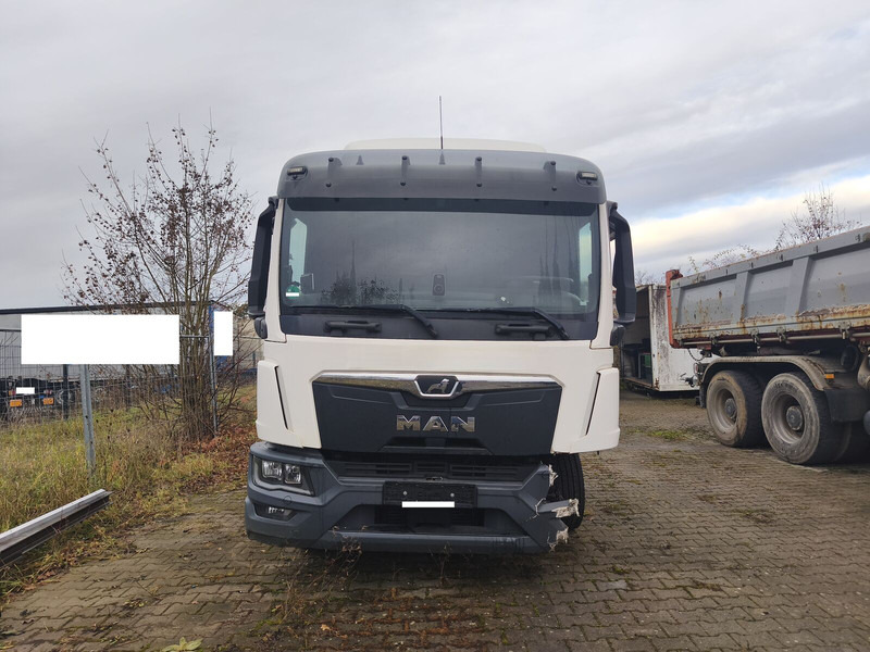 MAN TGL 12.250 Euro6 4x2 AHK - Camion şasiu: Foto 3 MAN TGL 12.250 Euro6 4x2 AHK - Camion şasiu: Foto 3